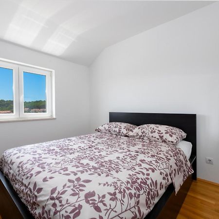 Apartman Liberan Дубровник Екстериор снимка